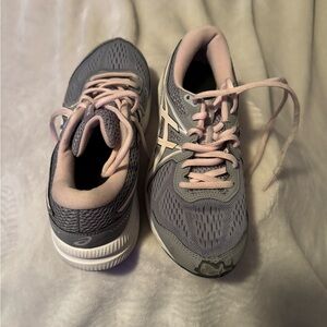ASICS Women's Sneakers in Gray and Pink
